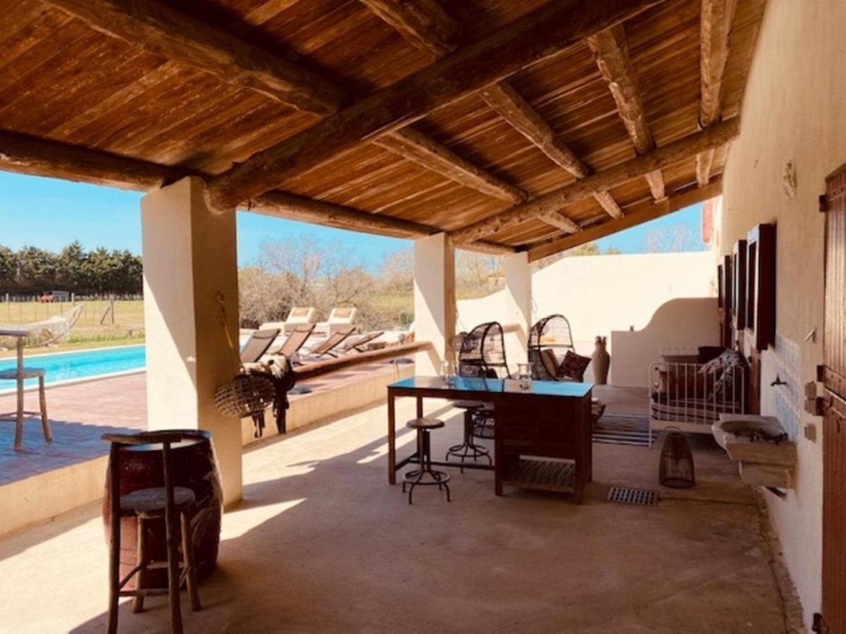Mas Lou Caloun - Chambre D'Hote Face A La Piscine En Camargue - Les Saintes Maries De La Mer Exterior photo